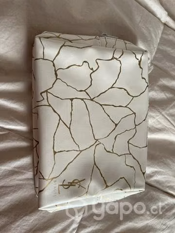 Cosmetiquero YSL