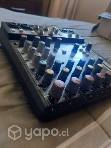 Soundcraft Notepad 8fx