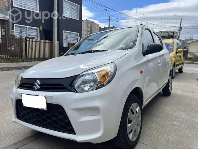 Se vende Suzuki alto 2022