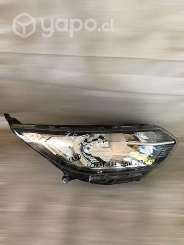 Foco optico RH Chevrolet Spin 2018 2022
