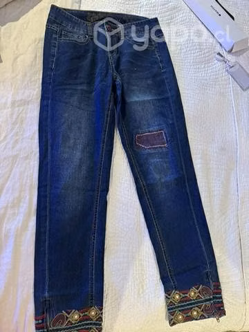 Jeans marca Desigual talla 38 - Imagen 3