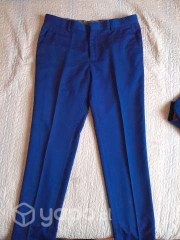 Traje azul excelente estado - Imagen 2