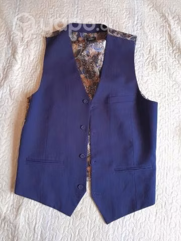 Traje azul excelente estado