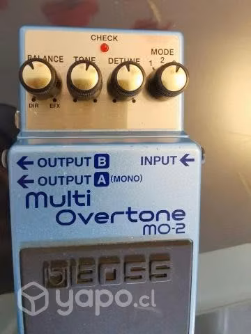 Peda Boss Multiovertone MO-2 Guitarra Bajo