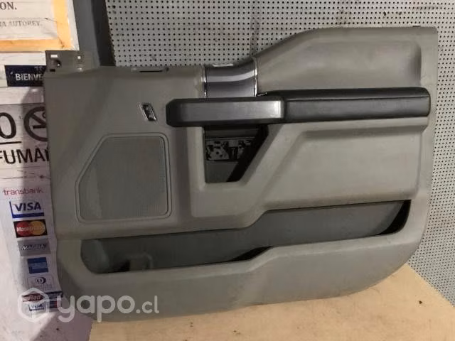 Tapiz puerta delantera derecha Ford F150 2018