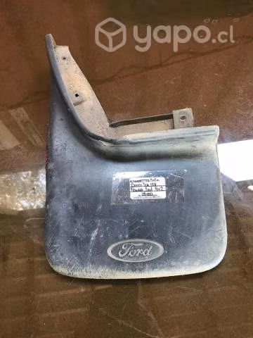 Bota barro tras izq Ford Ranger Tailandesa 2.5