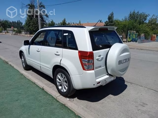 Suzuki grand nomade 2016