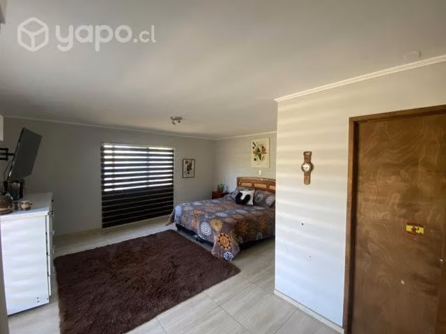 Se vende terreno de 2000 mts2 con 3 casas