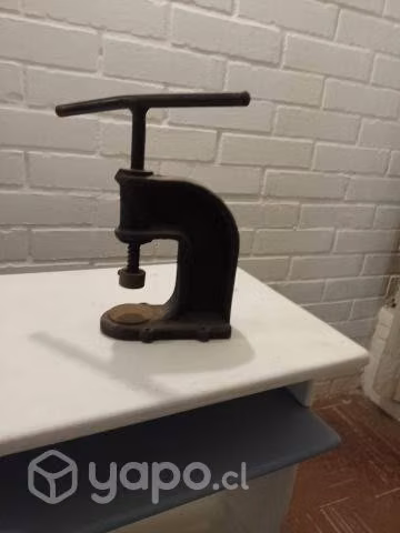 Prensa antigua