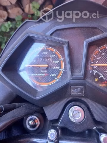 Honda twister 125 cc, año 2023