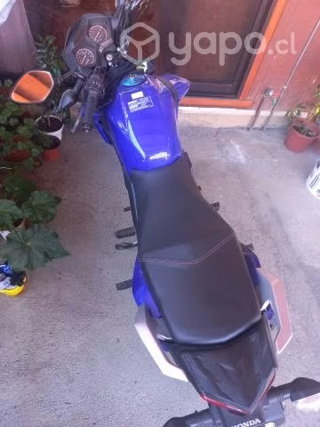 Honda twister 125 cc, año 2023