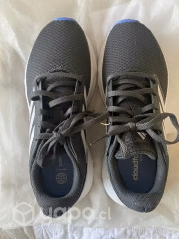 Zapatillas Adidas nuevas! - Imagen 2