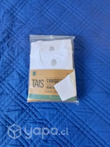 Ropa escolar nueva