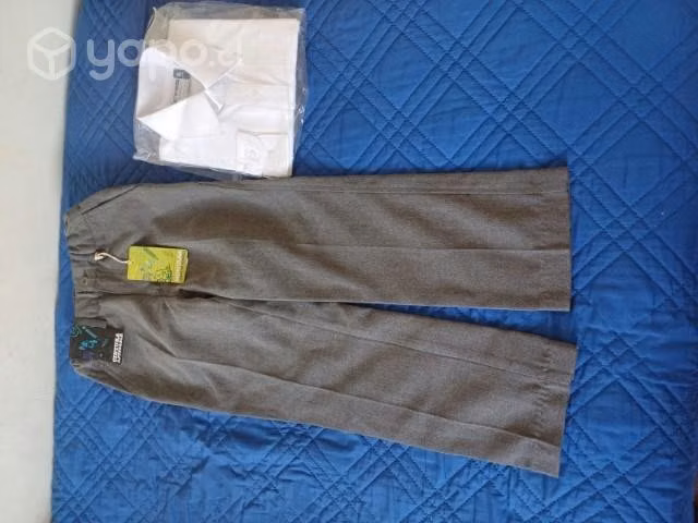 Ropa escolar nueva - Imagen 2