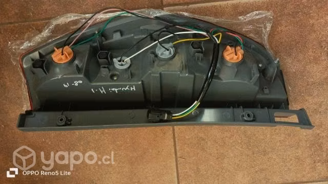 Foco Hyundai H1 Lado Izquierdo Año 2008-2019 - Imagen 2