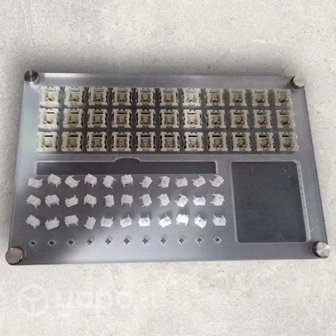 Teclado custom GMK67