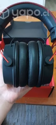 Audifonos hyperX Cloud Alpha