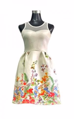 Hermosos vestidos para toda la documentación - Imagen 4