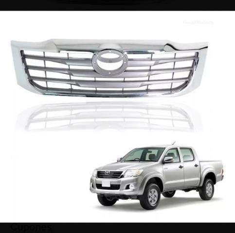 Mascara cromada Toyota hilux - Imagen 3
