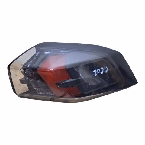 Foco derecho peugeot 2008 2021
