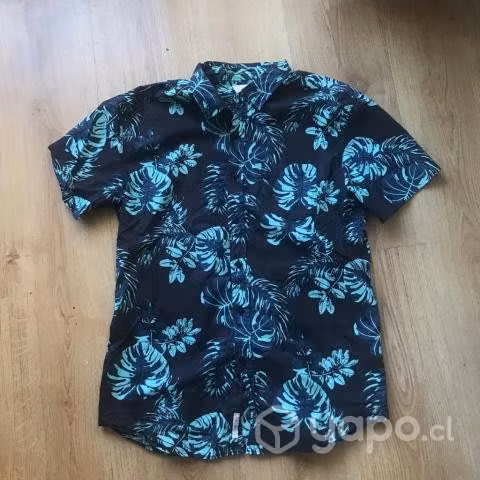 Camisa Ripcurl talla L, fit apretado. Con poco uso