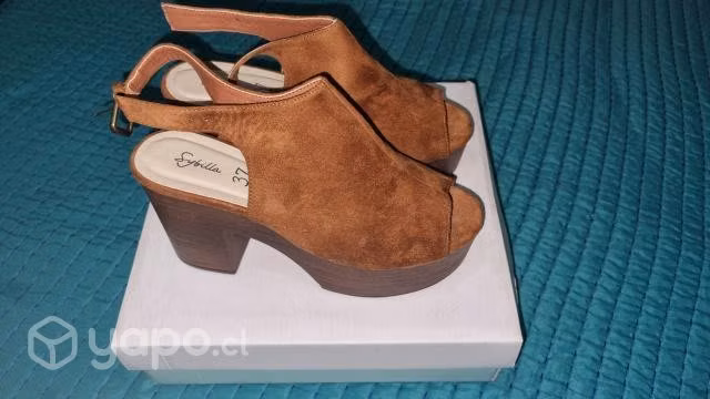 Chalas nuevas con taco