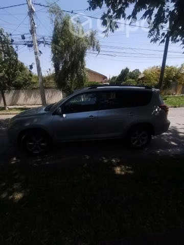 Toyota Rav 4 automático 4x4