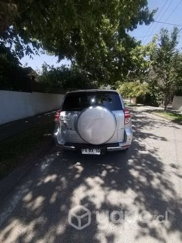 Toyota Rav 4 automático 4x4
