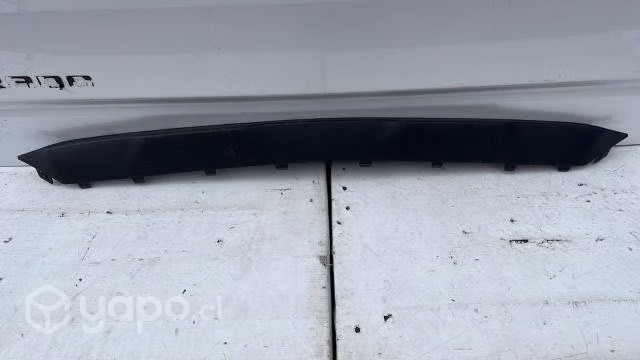 Chevrolet tracker moldura parachoque delantero (20