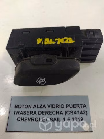 Boton Alza Vidrio Puerta Tras Der (CSA142) Sail