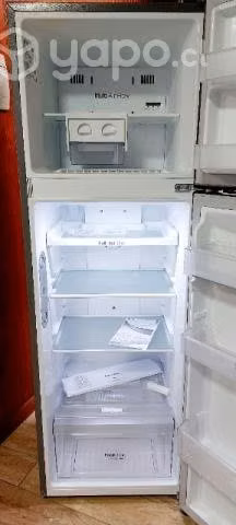 Refrigerador Top Freezer con motor Smart Inverter