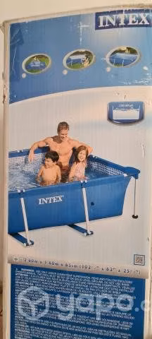 Piscina + motor para filtro