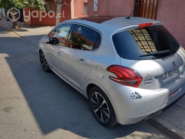 Peugeot 208 Diesel - Imagen 8