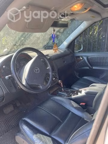 Mercedes benz ml500 2005