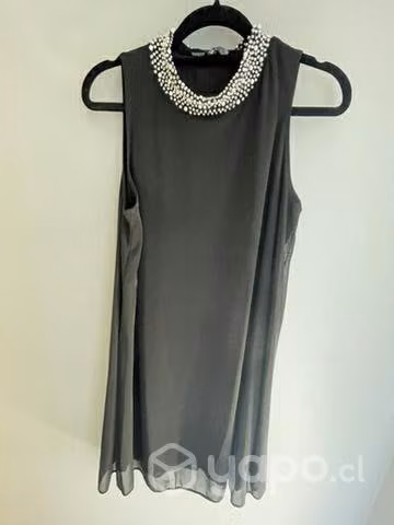 Vestido negro hermoso