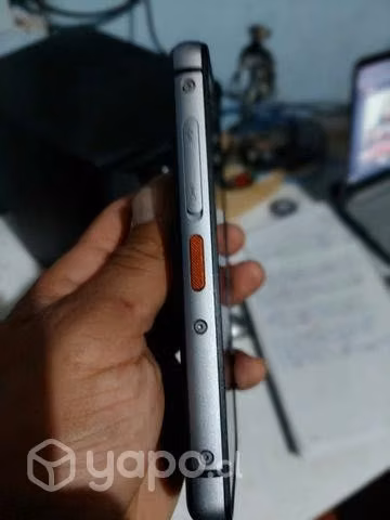 Smartphone cat s62