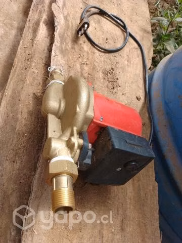 Bomba presurizadora de agua