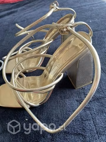 Pack oferta fiesta zapatos más cartera dorada - Imagen 5