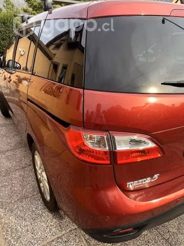 Vendo auto familiar Mazda 2016 - Imagen 3