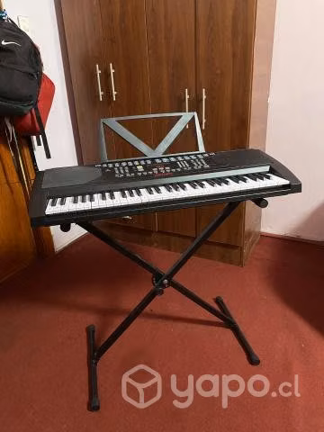 Teclado más atril NUEVO