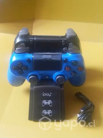 Cargador controles PS4