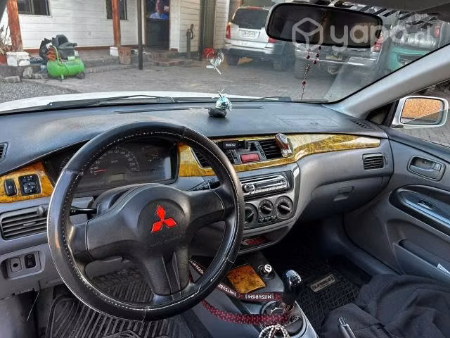 Mitsubishi lancer 2008