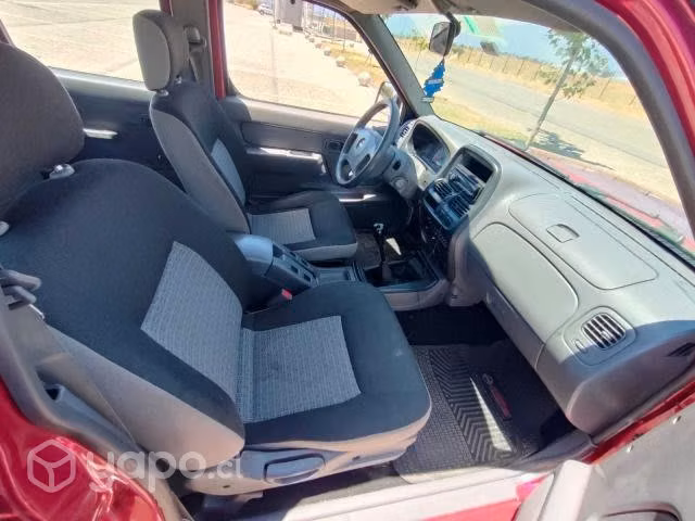 Nissan d22 2009