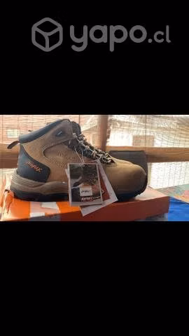 Zapatos de seguridad nuevos