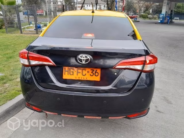 TOYOTA YARIS