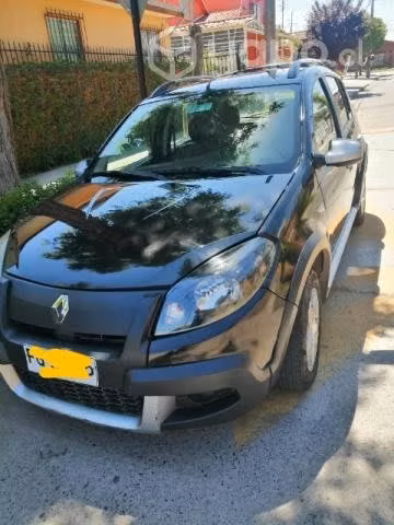 Renoult sandero a la llave