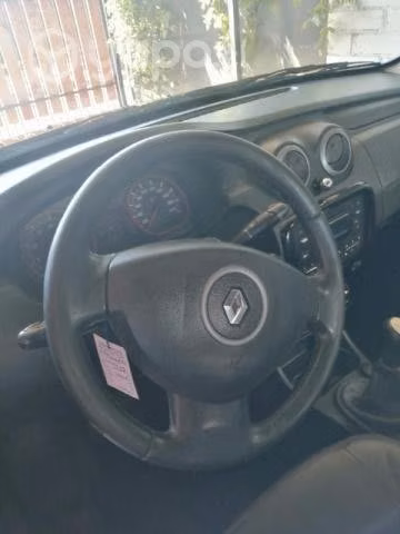 Renoult sandero a la llave