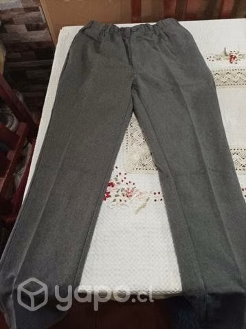 Pantalón de colegio