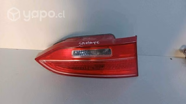Foco Hyundai santa fe dmg la cisterna 46.12