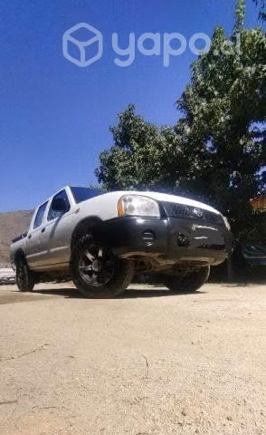 Nissan Terrano 2.4 bencinero 4x2 - Imagen 3